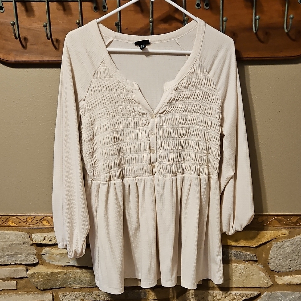 Torrid Top Size 0 (Large)